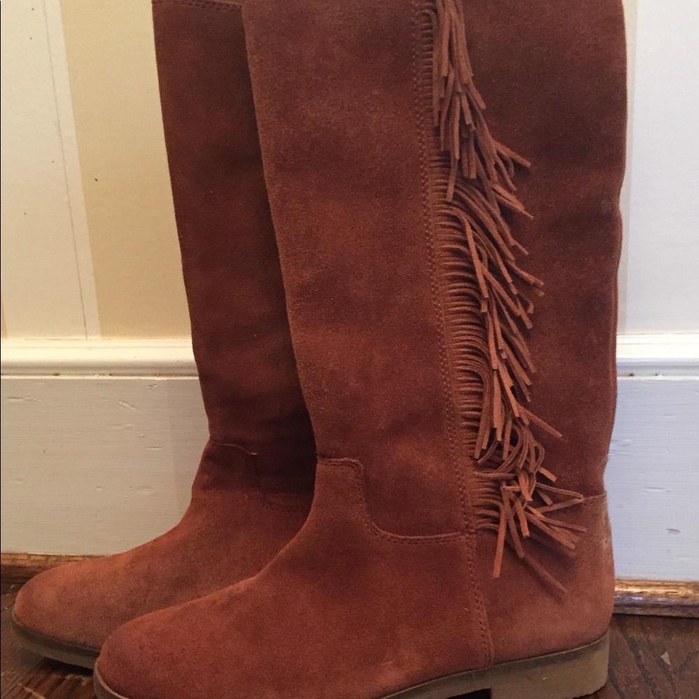 Boots size 8.5 oiled suede